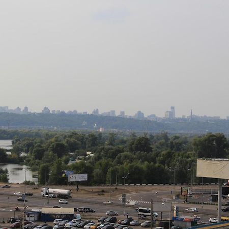קייב Panoramic View Lux Apartment On Metro Osokorky מראה חיצוני תמונה