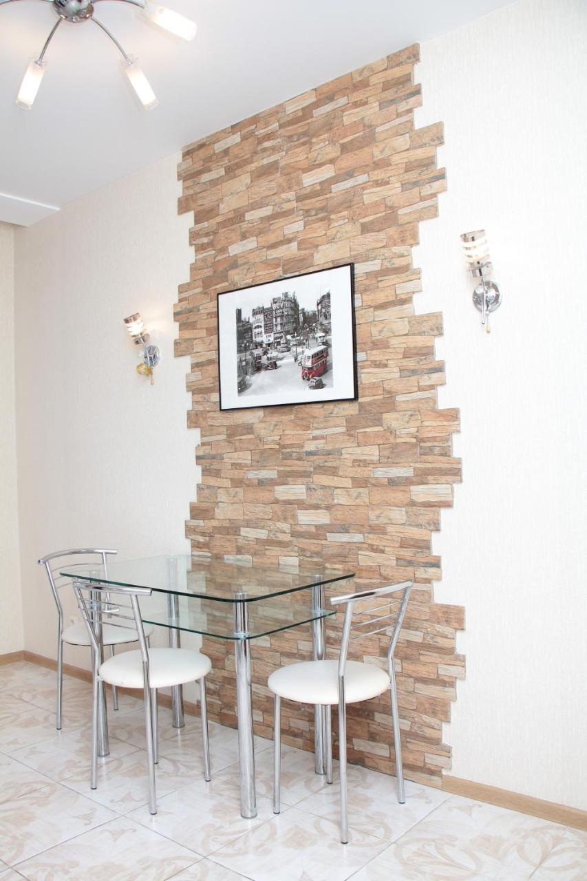 קייב Panoramic View Lux Apartment On Metro Osokorky מראה חיצוני תמונה